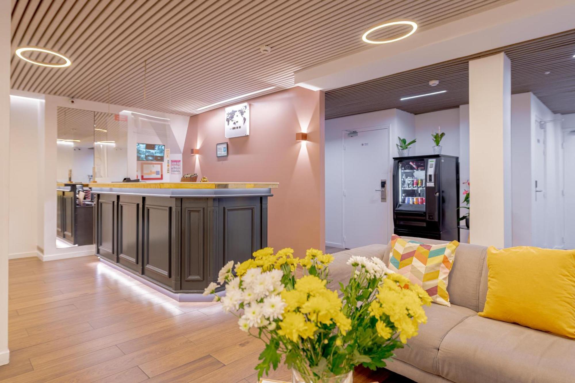 Hotel Sénia Orly Esterno foto