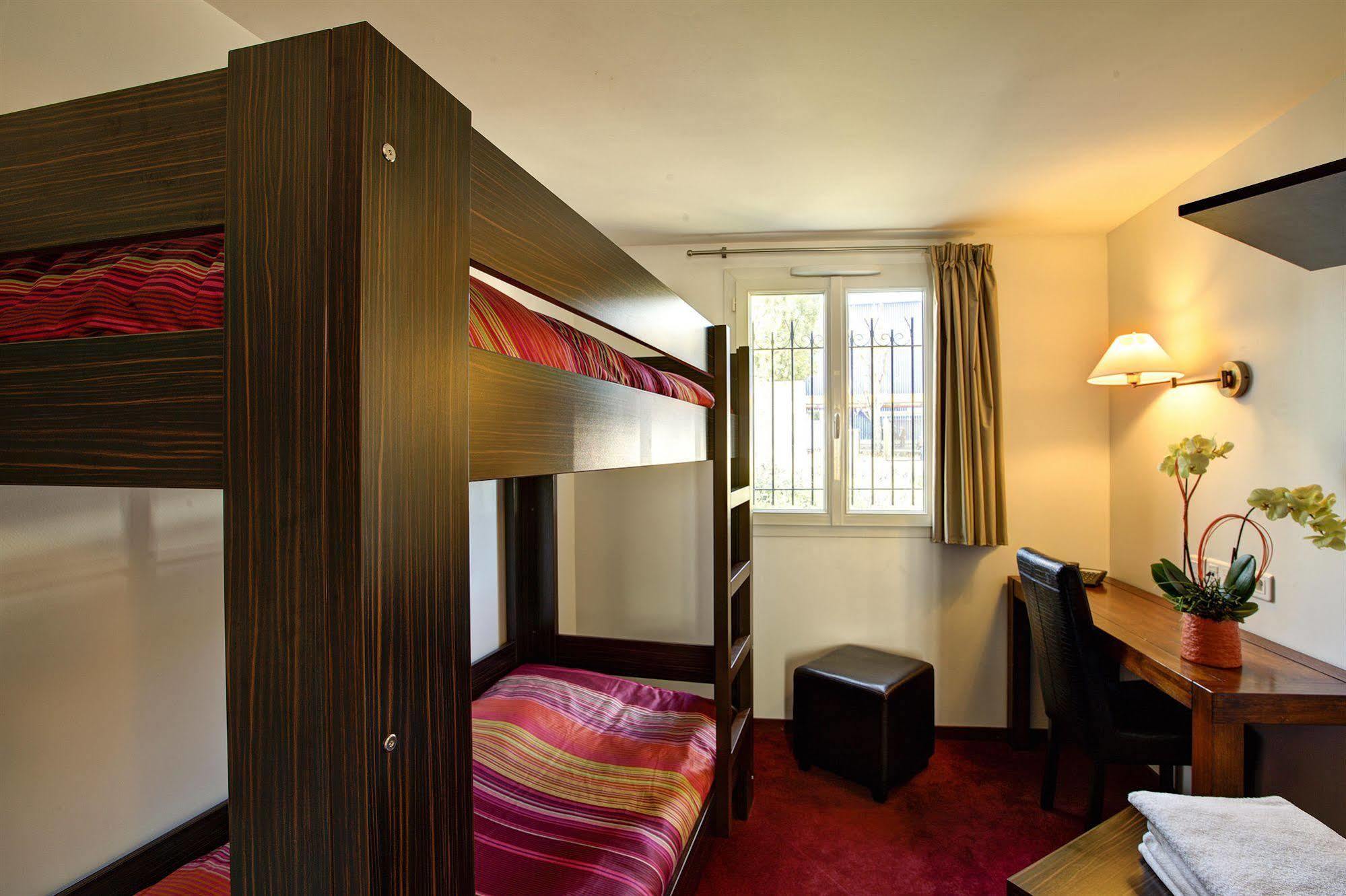 Hotel Sénia Orly Esterno foto