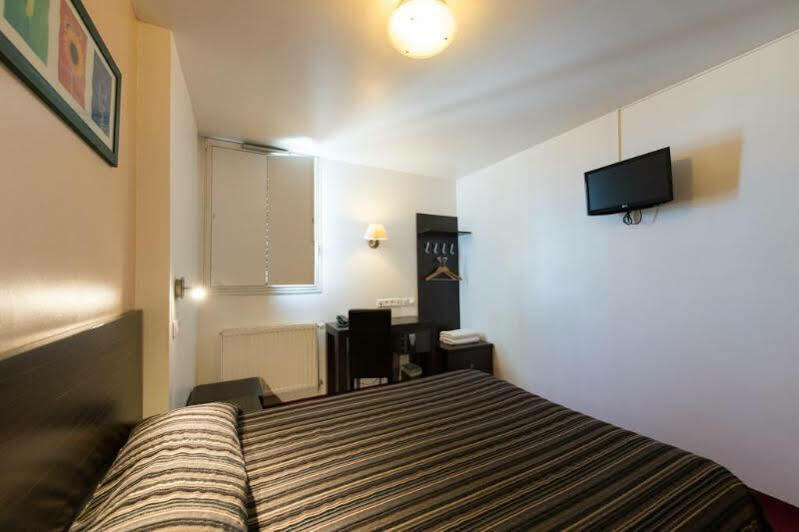 Hotel Sénia Orly Esterno foto